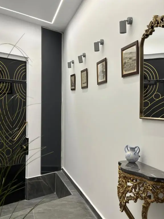 Άποψη εισόδου 03 AVM Superior Suite